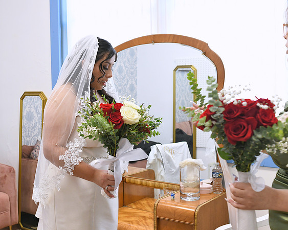 A Sweet & Simple Wedding - Veronica & Paul